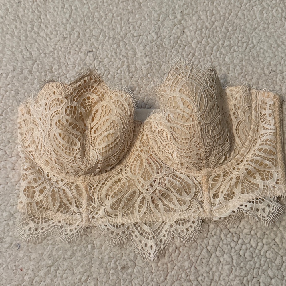 36C VS Cream Lace Bustier Bra